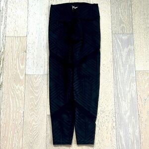 Old Navy Black Geometric Women’s Leggings